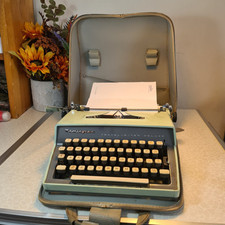 Remington travel riter for sale  BROMLEY