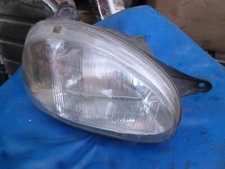 Opel corsa fanale usato  Canale