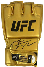 Dustin poirier autographed d'occasion  Expédié en Belgium