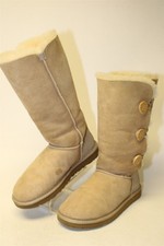 Ugg bailey button usato Ugg bailey button usato  Spedire a Italy