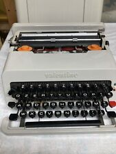 Macchina scrivere olivetti usato  Italia