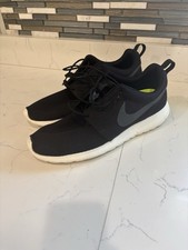 Tênis de corrida Nike masculino 11.5 Roshe Run preto, usado comprar usado  Enviando para Brazil