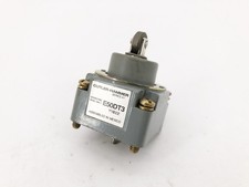 Usado, Novo Cutler-Hammer E50DT3 Interruptor de Limite Cabeça Rolo Push Top - Sem Caixa comprar usado  Enviando para Brazil
