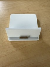 Dock Apple iPad/Iphone modelo número A1352 com porta de áudio, apenas dock comprar usado  Enviando para Brazil