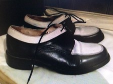 Derbys cuir bicolores d'occasion  Saint-Malo