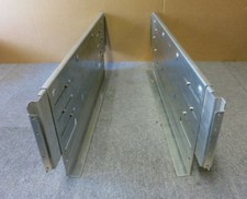 Trilhos para montagem em rack para gabinete de servidor Fujitsu A3C40058215 - BX600 comprar usado Trilhos para montagem em rack para gabinete de servidor Fujitsu A3C40058215 - BX600 comprar usado  Enviando para Brazil