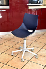 Sedia blu con usato  La Spezia