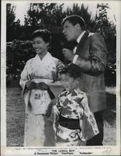 1958 Press Photo Nobu McCarthy e Jerry Lewis em uma cena de "The Geisha Boy", usado comprar usado  Enviando para Brazil