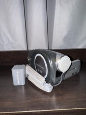 Usado, Mini filmadora portátil Sony Handycam DCR-DVD92E prata testada com bateria comprar usado  Enviando para Brazil