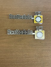Emblemas de para-lama de fábrica 1975-1980 1/2 tonelada Chevy Squarebody C10 “Scottsdale 10” comprar usado  Enviando para Brazil