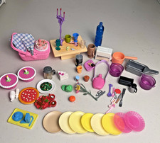 Boneca Barbie acessórios de cozinha pratos comida miniatura bolos piquenique utensílios comprar usado  Enviando para Brazil