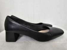 Black court shoes for sale  ASHFORD