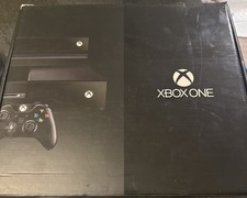 Console Microsoft Xbox One Day One Edition 500GB preto usado sem controle comprar usado  Enviando para Brazil