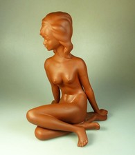 Sitzende nackte frau gebraucht kaufen Sitzende nackte frau gebraucht kaufen  Ahrensbök