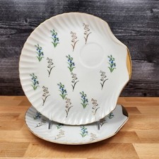 Conjunto de 2 pratos de lanche azul floral e lavanda 9" bandeja cerâmica branca  comprar usado  Enviando para Brazil