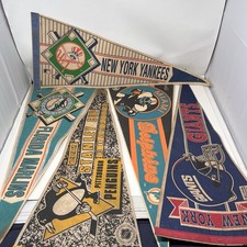 yankees pendant for sale  Quaker Hill
