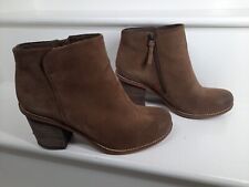 Clarks brown nubuck for sale  BRACKNELL