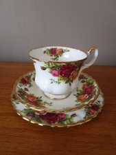 Tea cup saucers d'occasion  Expédié en Belgium