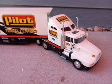 Usado, Caminhão semi trator ScaleWorks Kenworth T-600B e reboque fechado Great Dane em escala 1/24 comprar usado  Enviando para Brazil