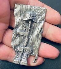 @1,85 Oz MK BarZ "Fallen Soldier Tribute" arte fundida em areia alto relevo 0,999 FS comprar usado @1,85 Oz MK BarZ "Fallen Soldier Tribute" arte fundida em areia alto relevo 0,999 FS comprar usado  Enviando para Brazil