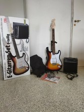Set chitarra accessori usato  Corato