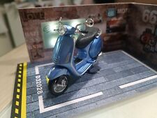 Modellino vespa maisto usato  Livorno
