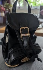 Rucksack schwarz klein gebraucht kaufen  Erkner