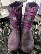 Merrell snow quest for sale  Moundsville