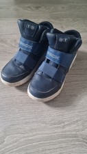 Boys shoed trainers for sale  CAMBRIDGE