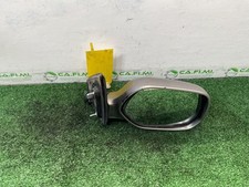 Specchietto retrovisore destro usato  Italia