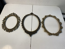 Cornice ovale vuota usato  Latina