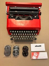 Macchina scrivere olivetti usato  Lecce