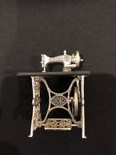 Miniature sewing machine. for sale  BRAINTREE