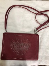 Usado, Bolsa tiracolo Brighton cravejada couro vermelho Love comprar usado Usado, Bolsa tiracolo Brighton cravejada couro vermelho Love comprar usado  Enviando para Brazil