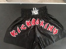 Pantaloncini boxe pride usato  Rimini