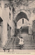 Vieux mans escalier d'occasion  Vasles