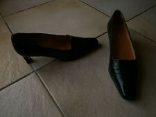 Chaussures femme escarpins d'occasion  Lescar