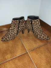 Stivaletti leopardati donna usato  Bergamo