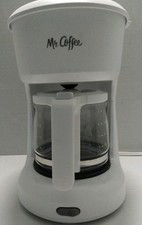 Cafeteira Mr. Coffee 5 xícaras branca com instruções e pacote aberto de filtros comprar usado Cafeteira Mr. Coffee 5 xícaras branca com instruções e pacote aberto de filtros comprar usado  Enviando para Brazil