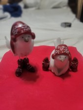 Pássaros de neve de Natal, conjunto de 2, com botas vermelhas e bonés com silenciador de orelha comprar usado Pássaros de neve de Natal, conjunto de 2, com botas vermelhas e bonés com silenciador de orelha comprar usado  Enviando para Brazil