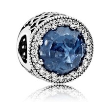 Charm pandora blu usato  Caserta