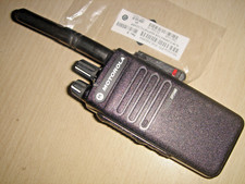 Motorola DP2400 UHF 403-527MHz DMR Digital c/w bateria, clipe de cinto e antena, usado comprar usado  Enviando para Brazil