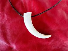 Collana con zanna usato  Cecina