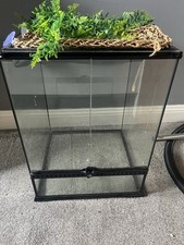 24x18x18 exoterra vivarium for sale  PONTYCLUN