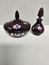 Juego de tocador Fenton caja perfume y polvo berenjena/púrpura. En perfecto estado. segunda mano  Embacar hacia Mexico