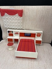 Cama para casa de bonecas Lundby e banquinho e cortina de cabeceira iluminados. MCM, usado comprar usado Cama para casa de bonecas Lundby e banquinho e cortina de cabeceira iluminados. MCM, usado comprar usado  Enviando para Brazil