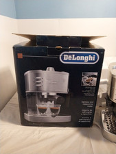 Usado, Cafeteira de café expresso e cappuccino Delonghi EC330 nova.  comprar usado  Enviando para Brazil