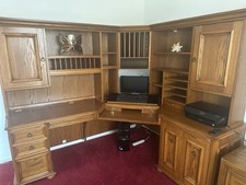 Executive oak corner for sale  Triangle
