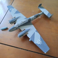 Revell maquette avion d'occasion  Pernes-les-Fontaines