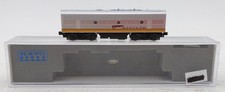 Locomotiva a diesel Kato 176-2215-LS N Santa Fe capota de carga com LokSound DCC comprar usado  Enviando para Brazil